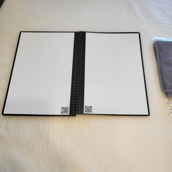 Rocketbook Fusion Planner Hybrid Reusable Planner and Notebook in One - Picture 8 of 11